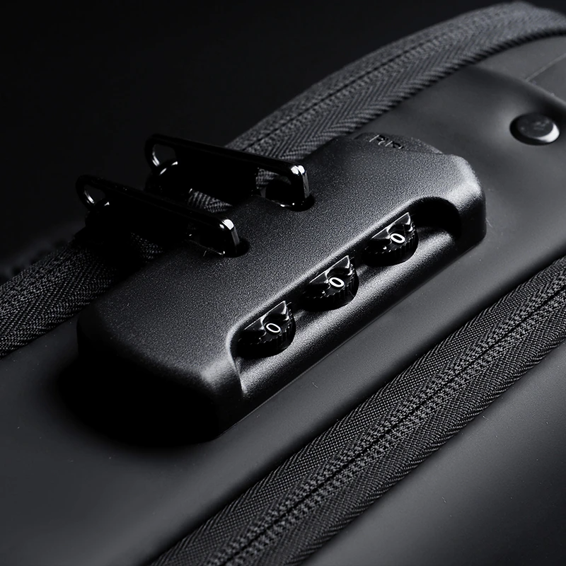 Bolsa Antifurto com Entrada USB e Estilo Moderno - BagSecure